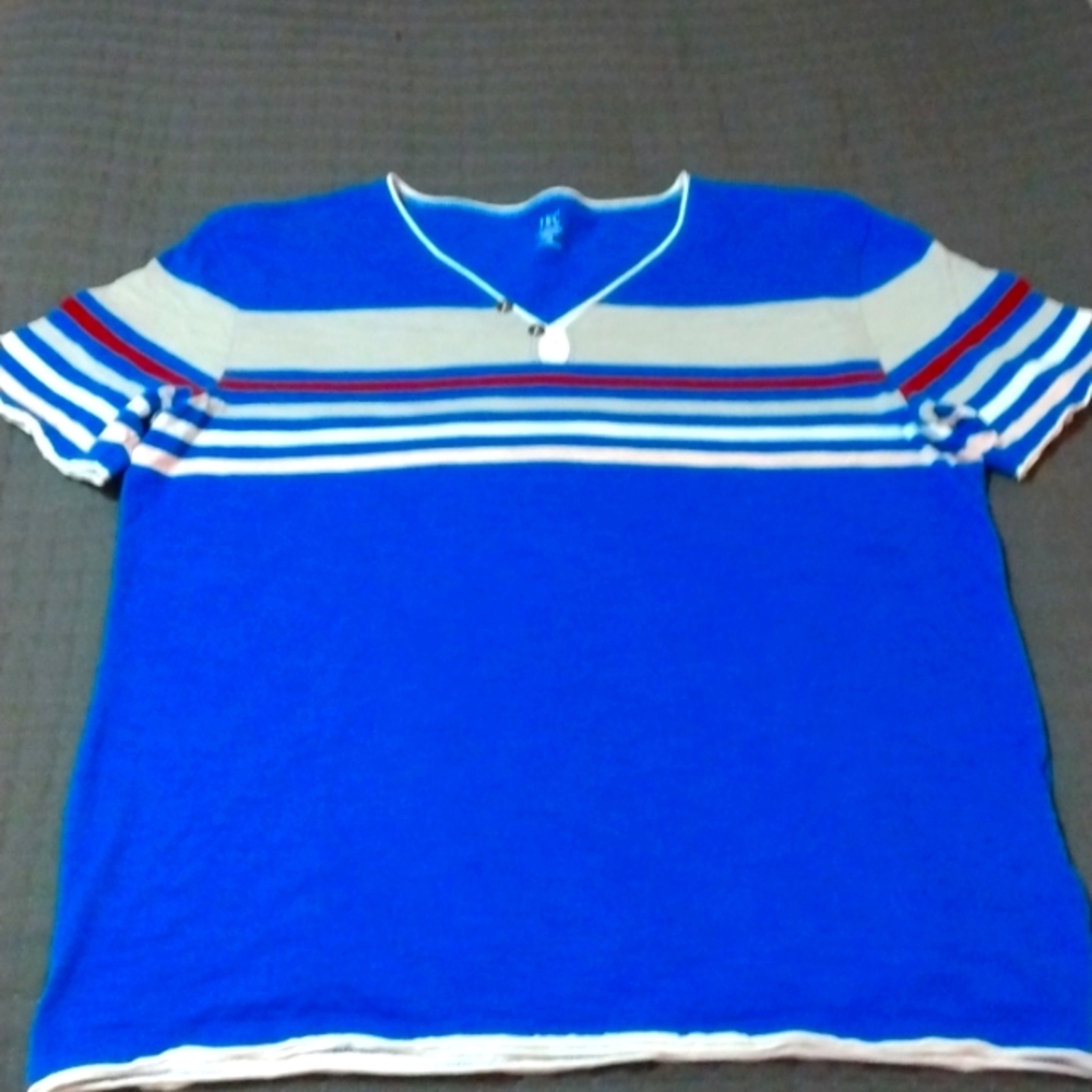 INC International Concepts V Tee